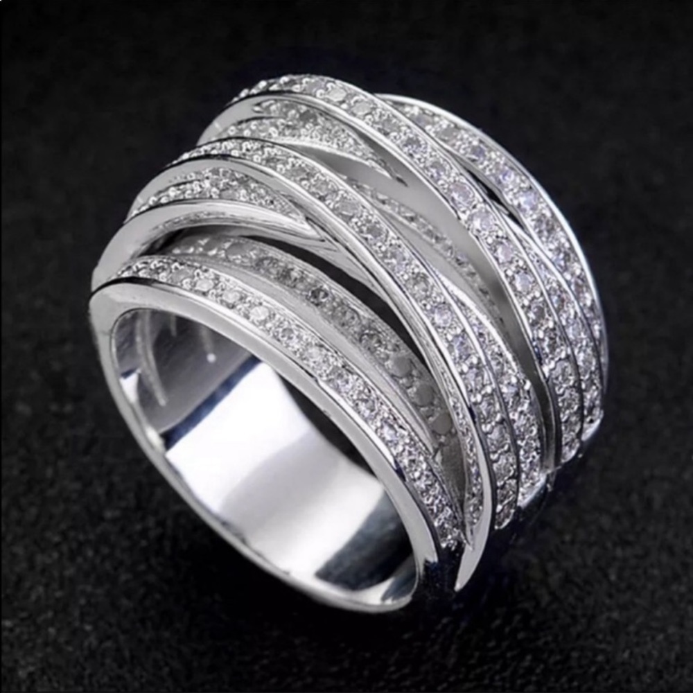 Womens silver 💍 - Picture 5 of 13